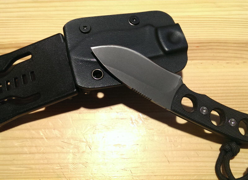 RUI (Neckknife) Messer ist da